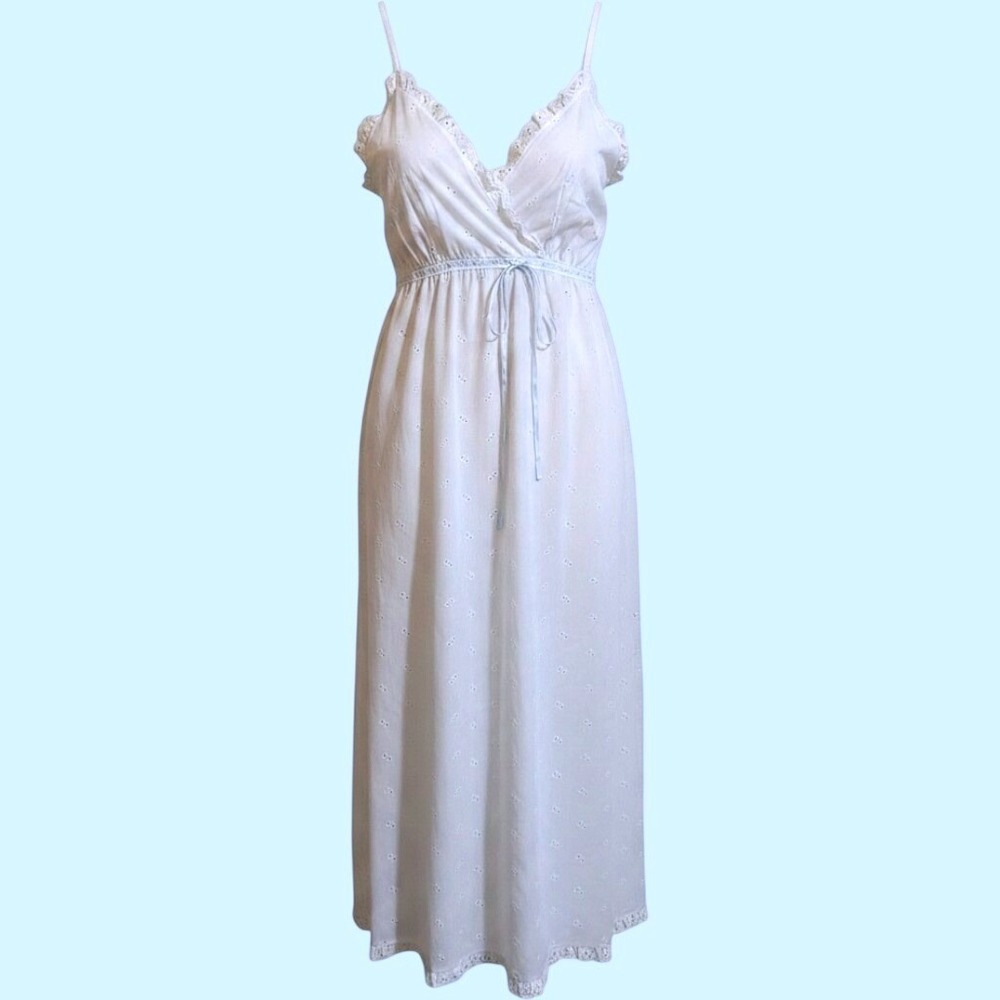 Miss Elaine Nightgown Women Small White Eyelet Lace Cotton Blend Maxi Vintage
